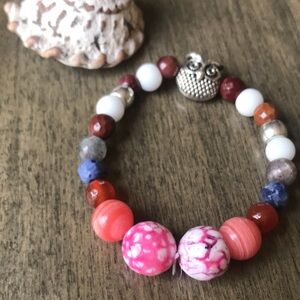 Handmade girls beaded stretch bracelet